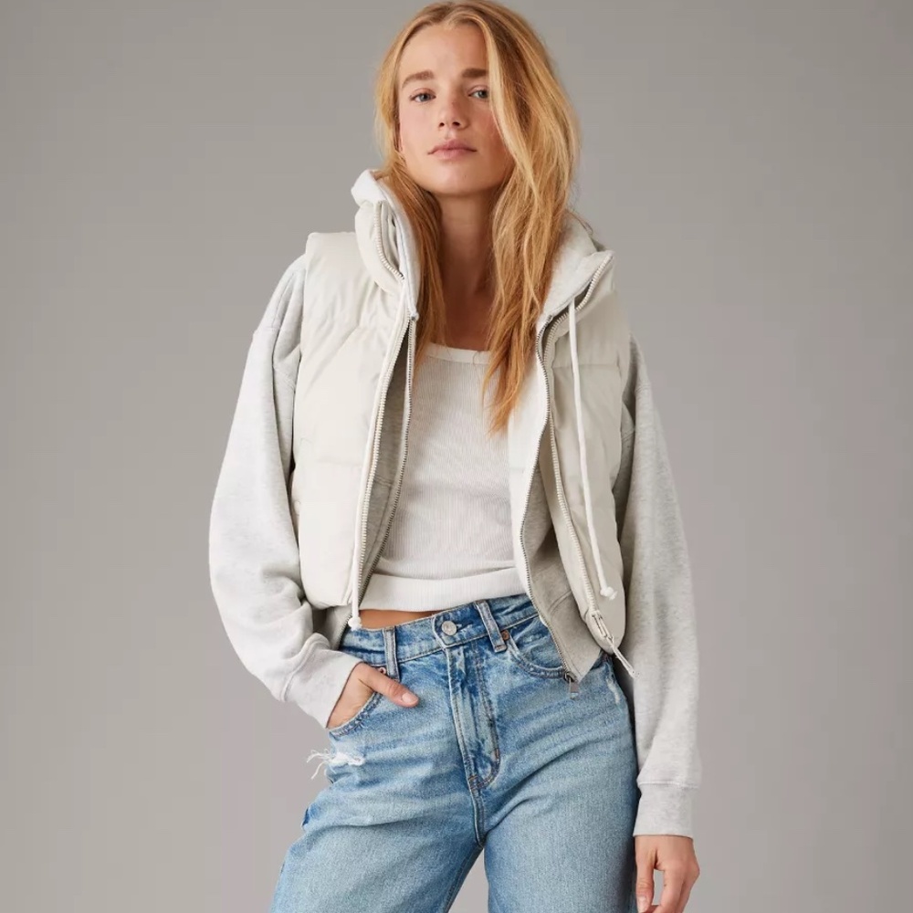 American Eagle Vegan Leather Cropped Puffer Vest, Ivory, Large - NEW